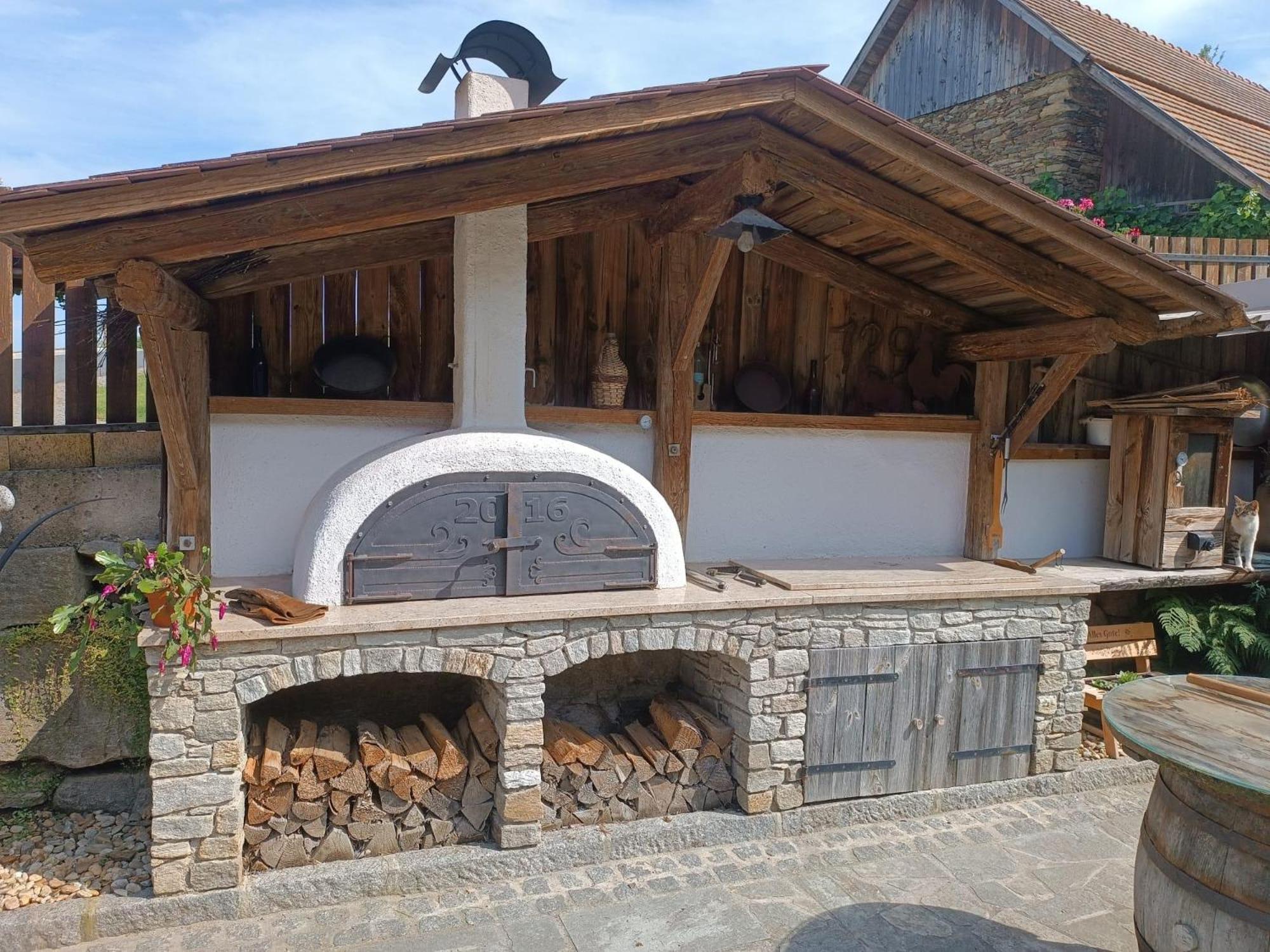 Erlebnishof Koenig-Kober Vila Poellau Exterior foto